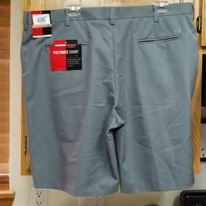 NWT Performance Golf shorts